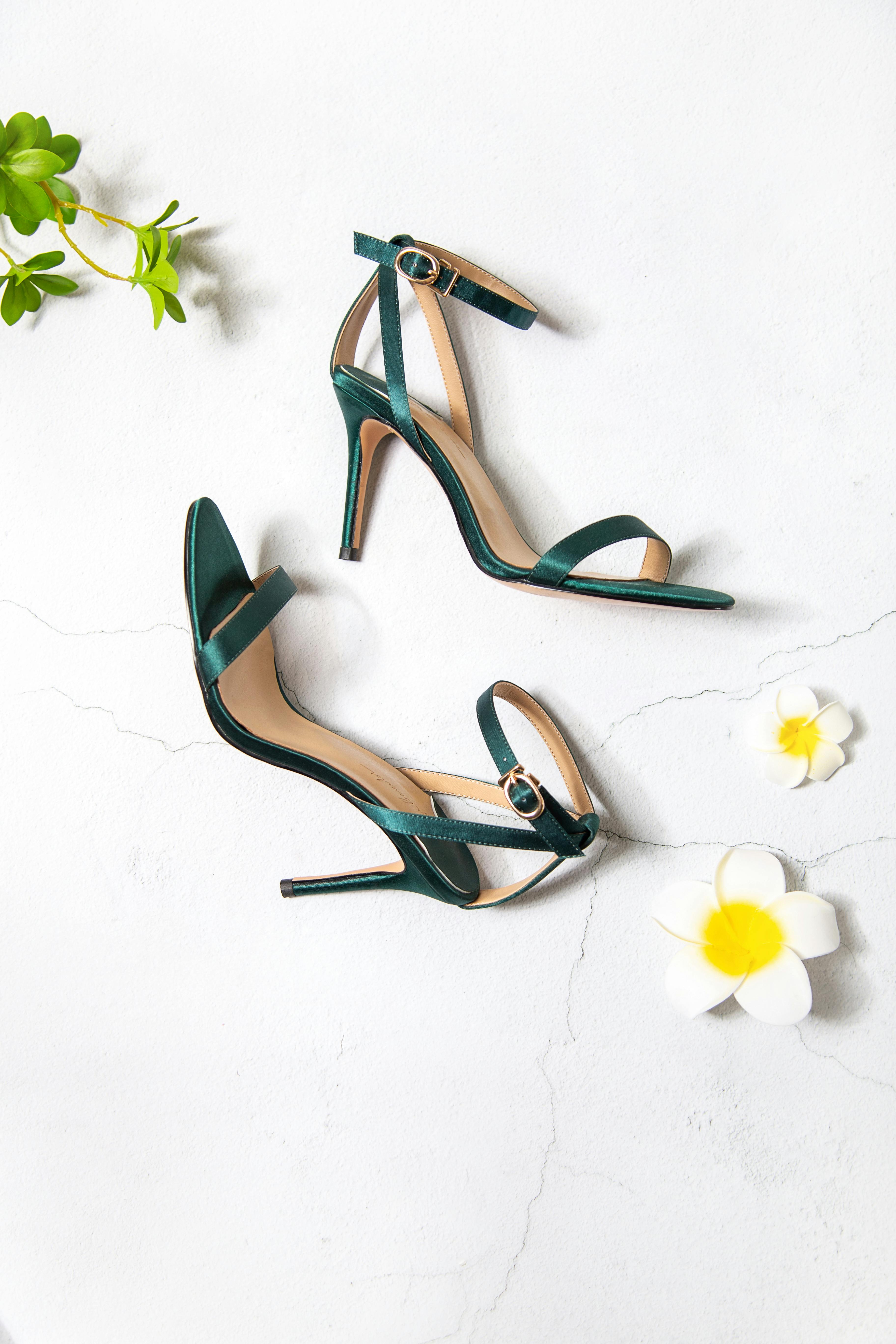 How to choose the perfect women’s high heels for a night out