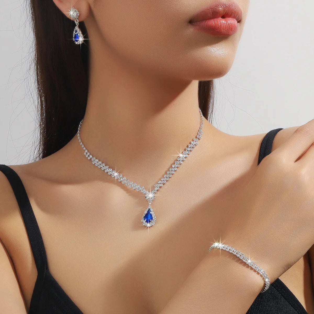 Fashion Crystal Bridal Jewelry Sets Geometric Choker Necklace Earrings Bracelet Wedding Neckchain Jewelry Sets Women Gift