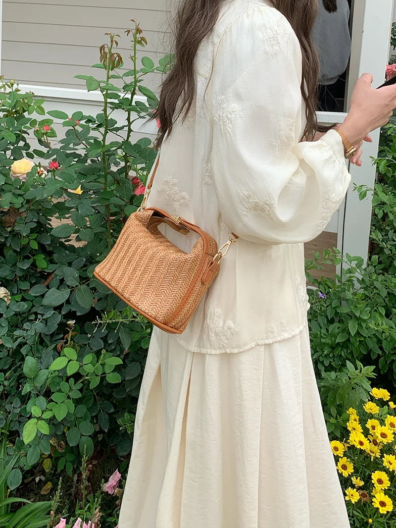 Casual bag Straw Crossbody Bag For Women New Bohemian Small Knitting Summer Purse And Handbag Vacational Bucket Beach Bags