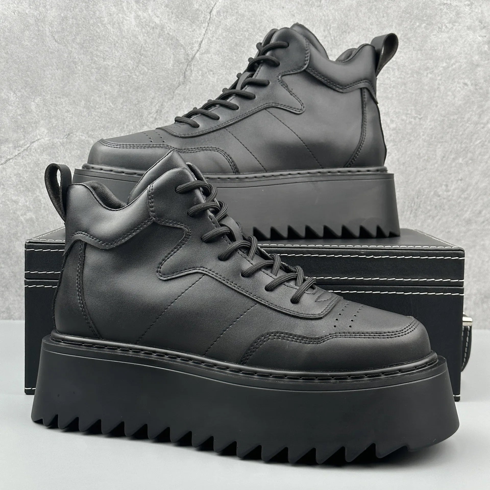 2025 New Mens Shoes High Top Male Sneakers Leather Platform Shoes Comfortable Outdoor Men Running Shoes Breathable Tenis Hombres